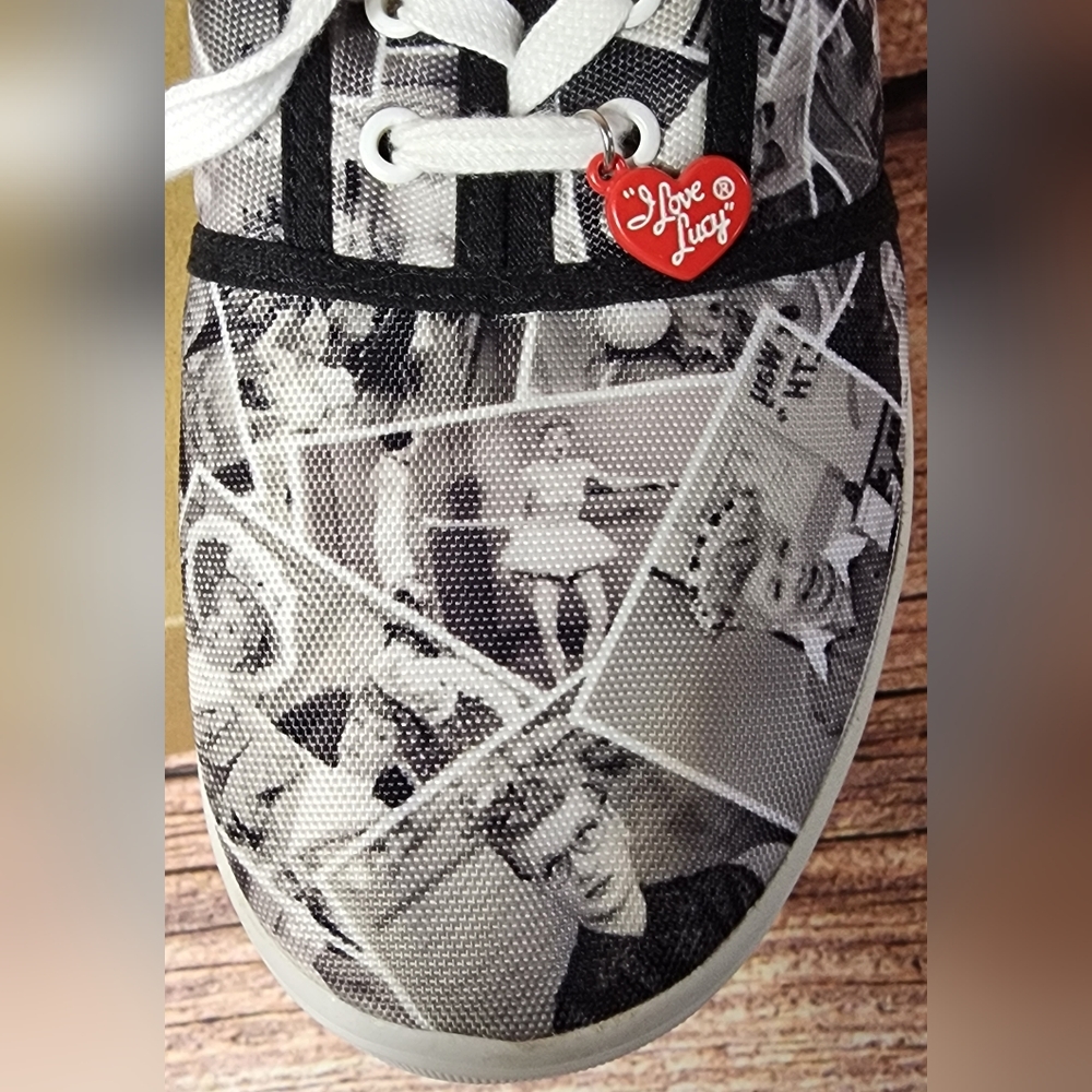 I Love Lucy Sneakers - Size 9 - Picture 6 of 12
